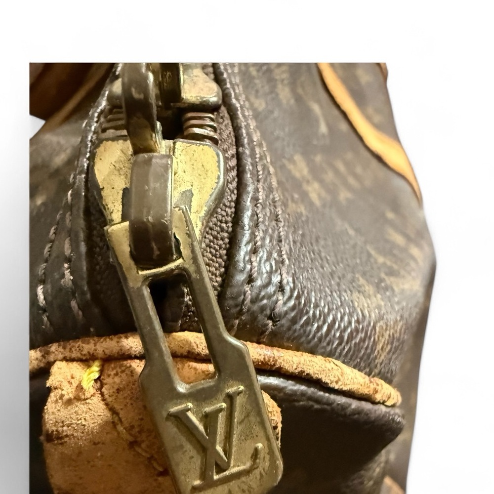 Louis Vuitton Monogram Keepall 45 Rehab/Project piece- needs restoration - Picture 3 of 13